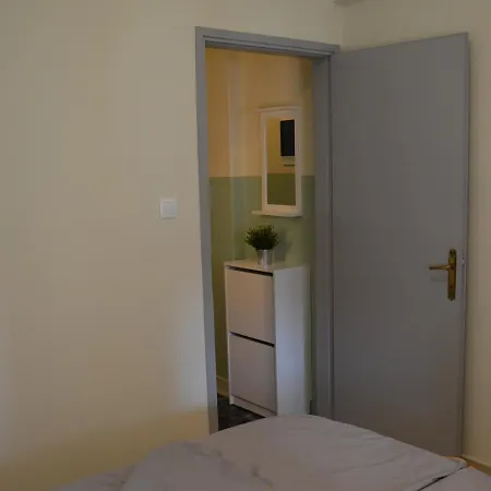 2 Apartment Neos Marmaras