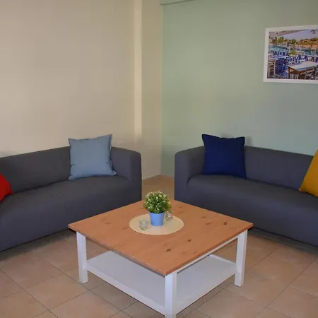 2 * نيوس مارماراس