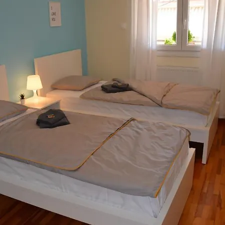 2 * نيوس مارماراس