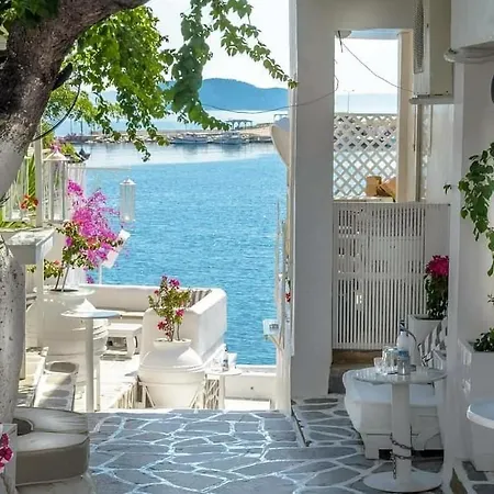 2 * نيوس مارماراس